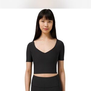 Lululemon Athletica nulu Black V-Neck Crop Top size 8/10/M